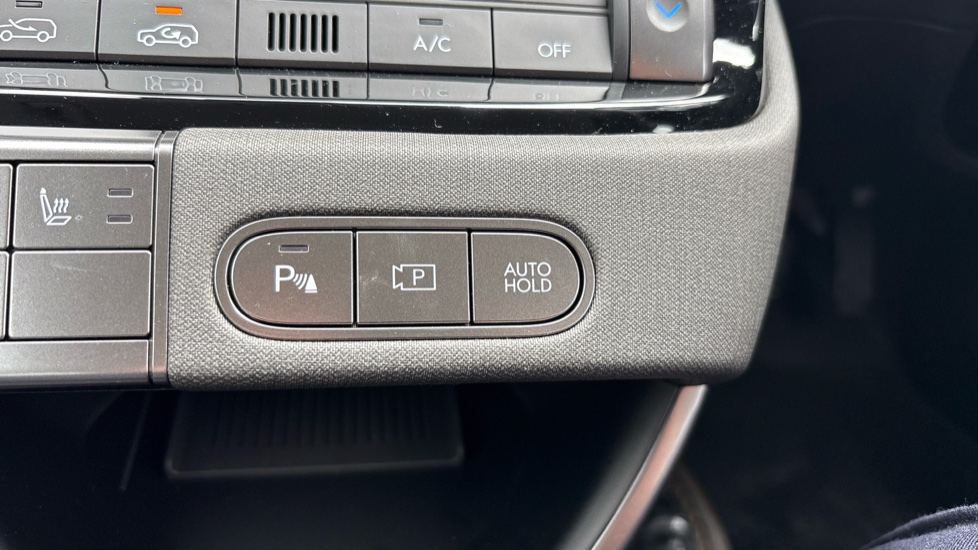 Hyundai INSTER 85kW 02 49kWh 5dr Auto Electric Hatchback - Image 42