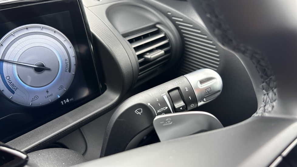 Hyundai INSTER 85kW 02 49kWh 5dr Auto Electric Hatchback - Image 51
