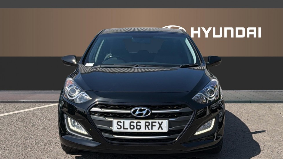 Hyundai i30 1.4 Blue Drive SE 5dr Petrol Hatchback - Image 3