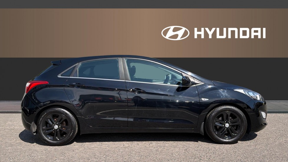 Hyundai i30 1.4 Blue Drive SE 5dr Petrol Hatchback - Image 5