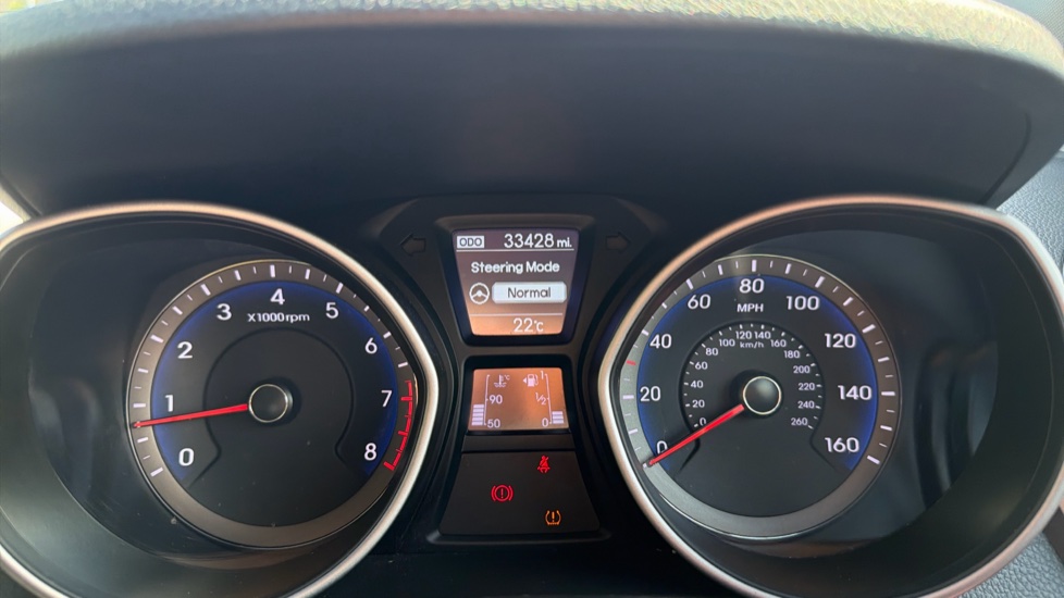 Hyundai i30 1.4 Blue Drive SE 5dr Petrol Hatchback - Image 18