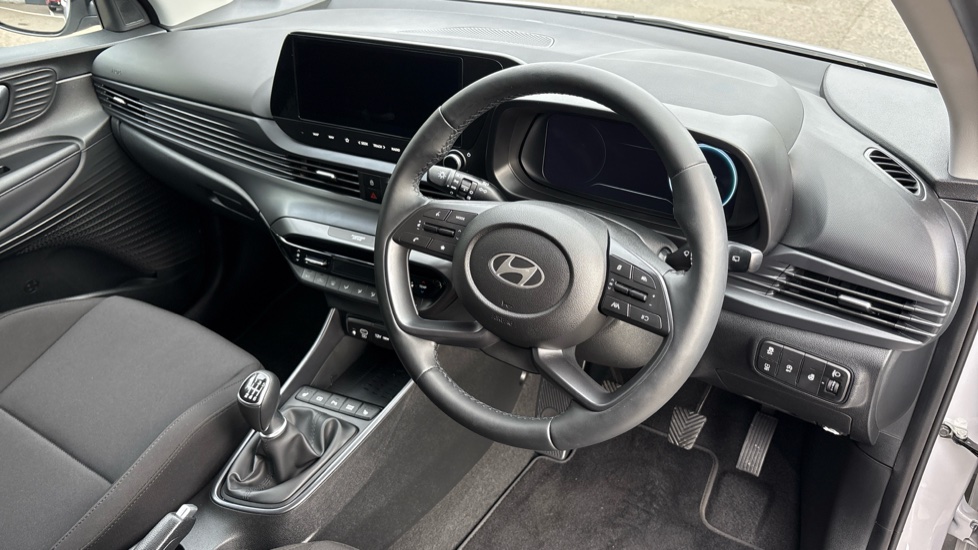 Hyundai i20 1.0T GDi 90 Tech Line 5dr Petrol Hatchback - Image 11