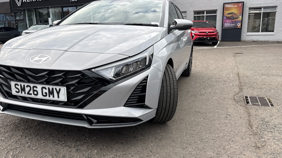 Hyundai i20 1.0T GDi 90 Tech Line 5dr Petrol Hatchback - Image 29