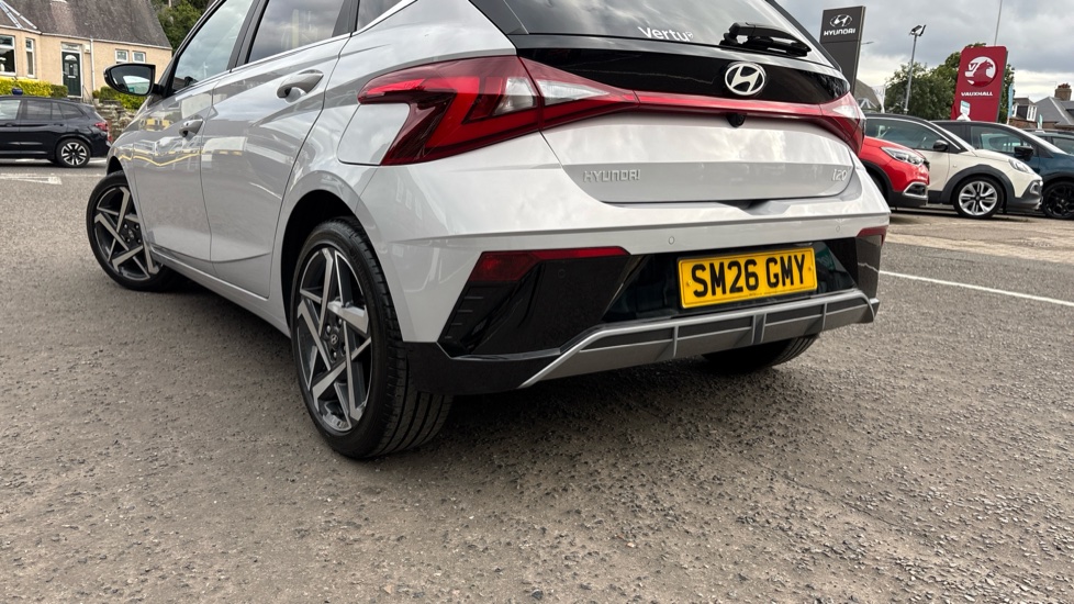 Hyundai i20 1.0T GDi 90 Tech Line 5dr Petrol Hatchback - Image 41