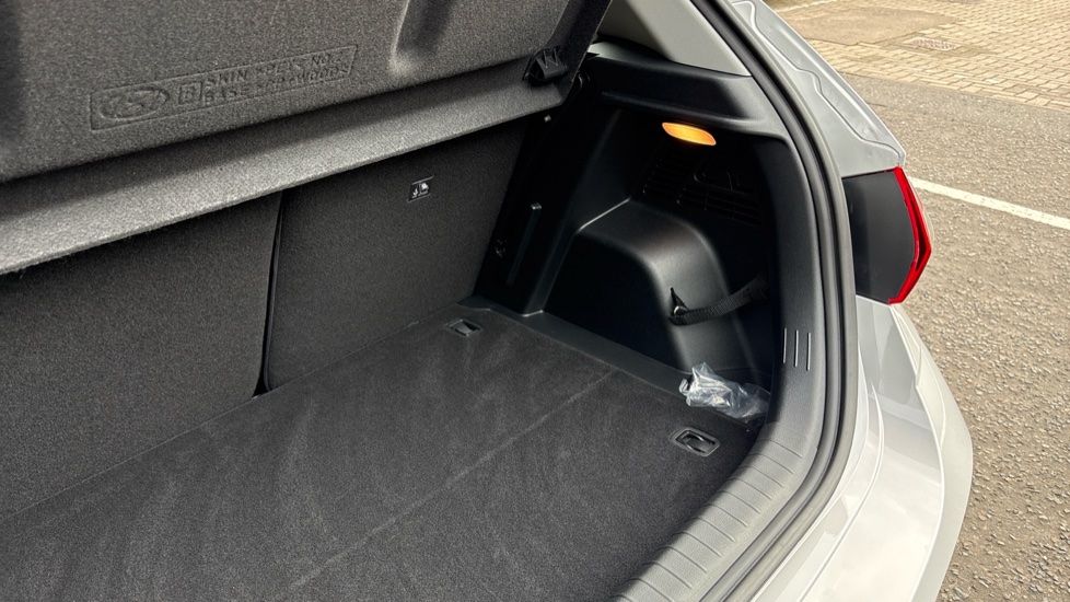Hyundai i20 1.0T GDi 90 Tech Line 5dr Petrol Hatchback - Image 49