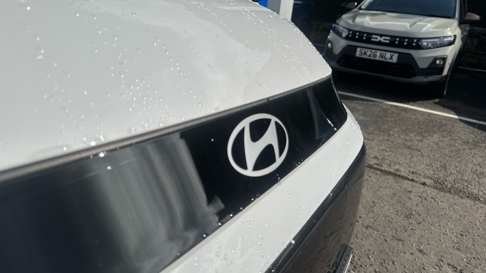 Hyundai INSTER 85kW 02 49kWh 5dr Auto Electric Hatchback - Image 21