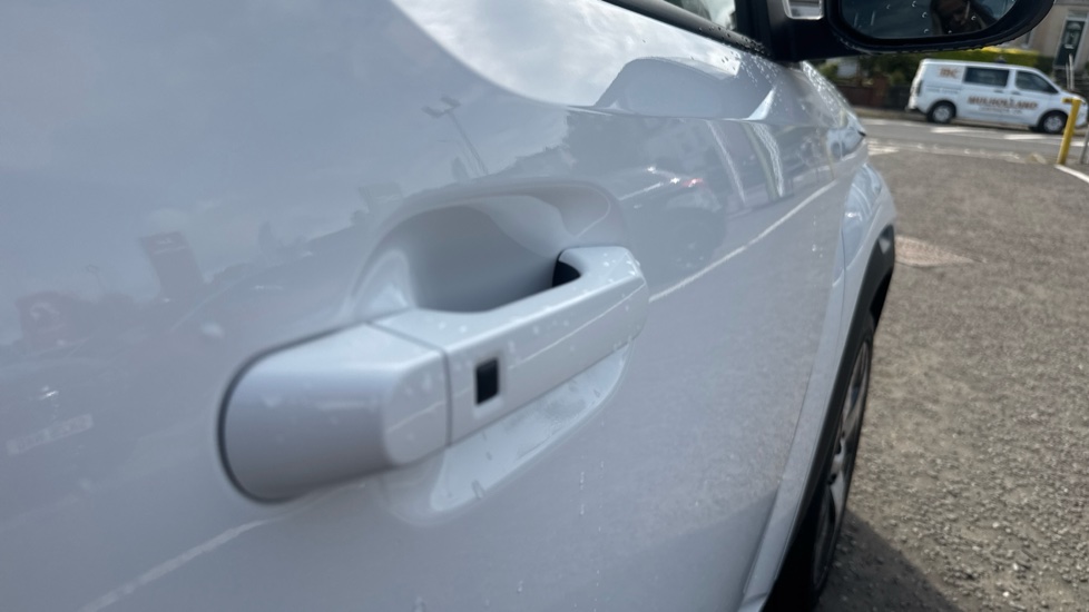 Hyundai INSTER 85kW 02 49kWh 5dr Auto Electric Hatchback - Image 28