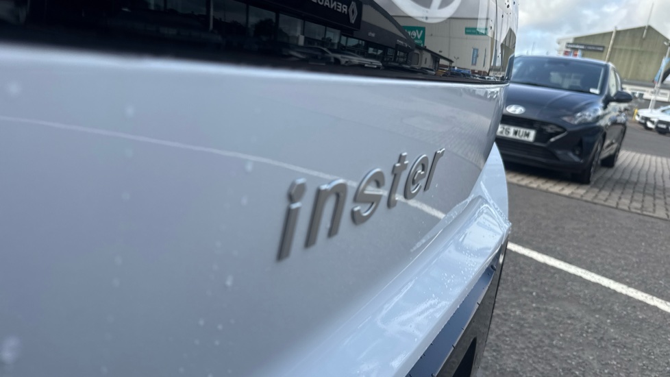 Hyundai INSTER 85kW 02 49kWh 5dr Auto Electric Hatchback - Image 33