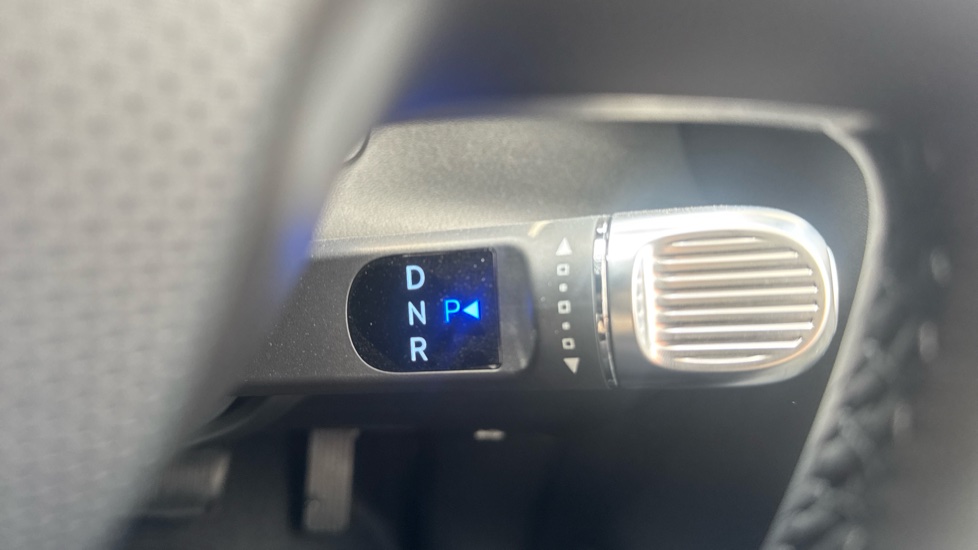 Hyundai INSTER 85kW 02 49kWh 5dr Auto Electric Hatchback - Image 51