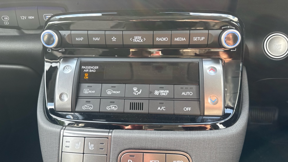Hyundai INSTER 85kW 02 49kWh 5dr Auto Electric Hatchback - Image 55