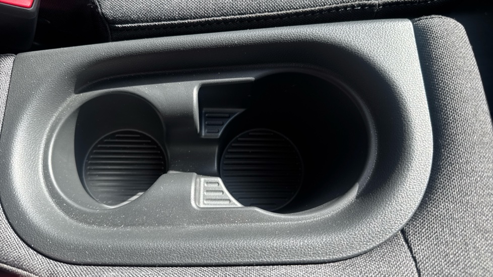 Hyundai INSTER 85kW 02 49kWh 5dr Auto Electric Hatchback - Image 58