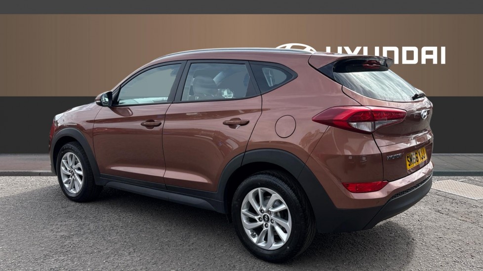Hyundai TUCSON 1.7 CRDi Blue Drive SE Nav 5dr 2WD Diesel Estate - Image 2