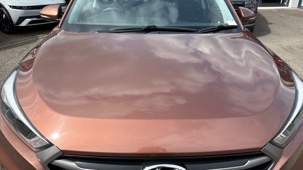 Hyundai TUCSON 1.7 CRDi Blue Drive SE Nav 5dr 2WD Diesel Estate - Image 8