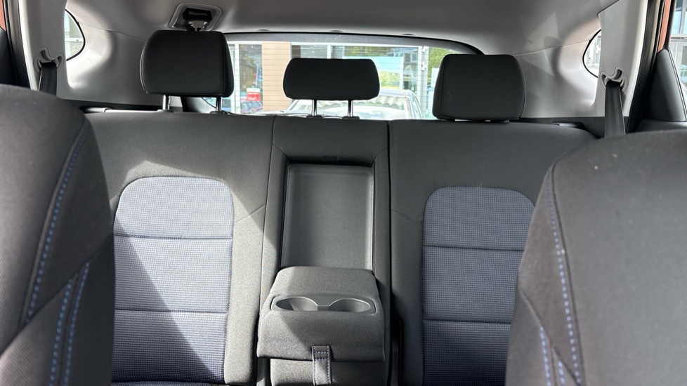 Hyundai TUCSON 1.7 CRDi Blue Drive SE Nav 5dr 2WD Diesel Estate - Image 15