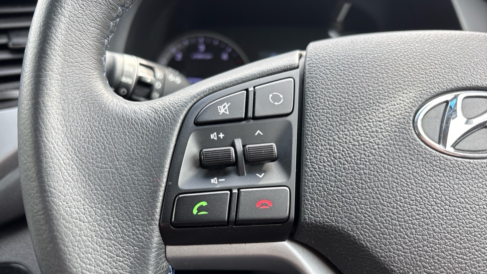 Hyundai TUCSON 1.7 CRDi Blue Drive SE Nav 5dr 2WD Diesel Estate - Image 30