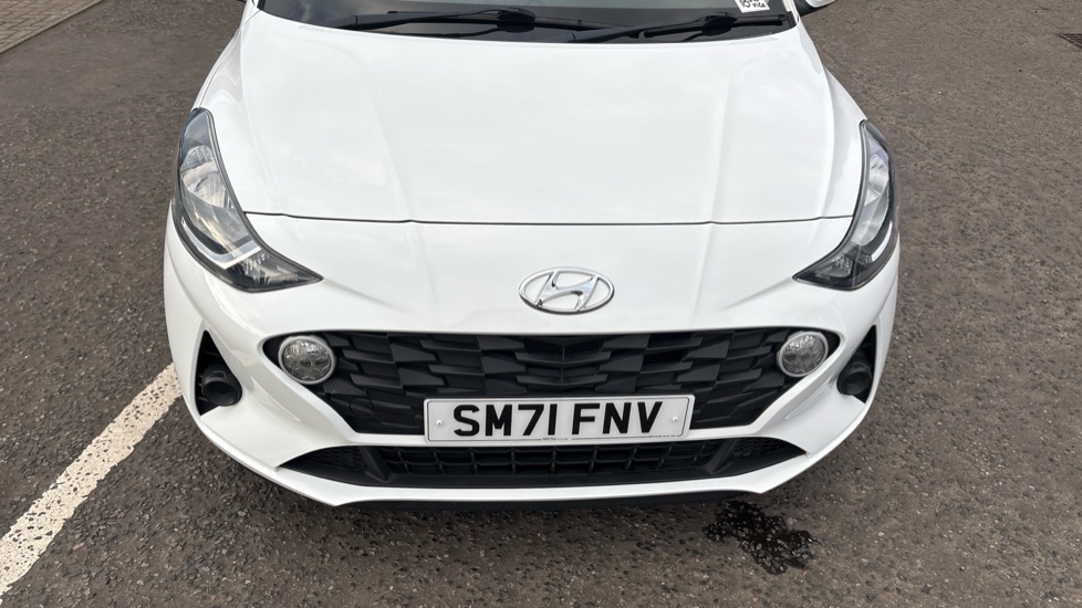 Hyundai i10 1.2 MPi SE Connect 5dr Petrol Hatchback - Image 8