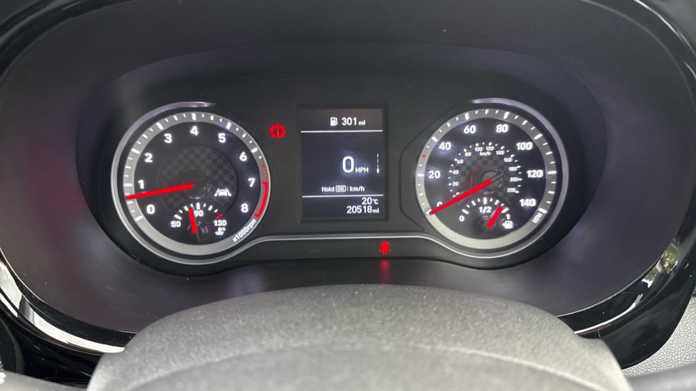 Hyundai i10 1.2 MPi SE Connect 5dr Petrol Hatchback - Image 18
