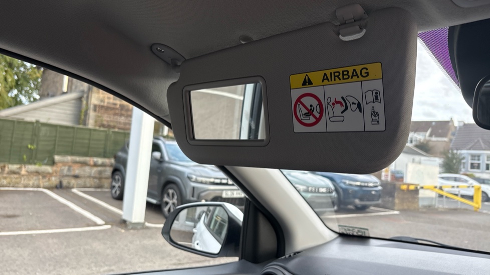Hyundai i10 1.2 MPi SE Connect 5dr Petrol Hatchback - Image 58