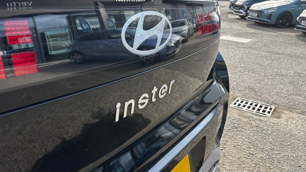 Hyundai INSTER 85kW 01 49kWh 5dr Auto Electric Hatchback - Image 23
