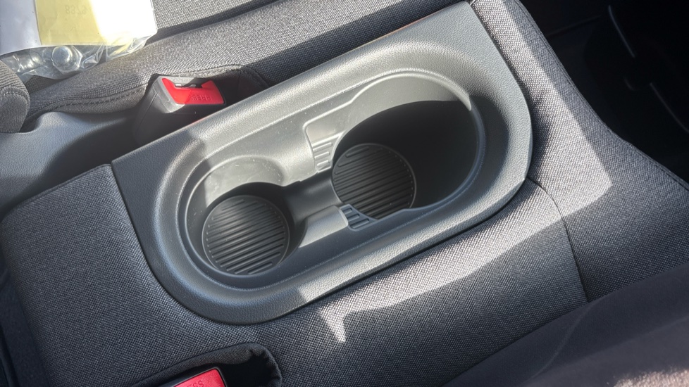 Hyundai INSTER 85kW 01 49kWh 5dr Auto Electric Hatchback - Image 40