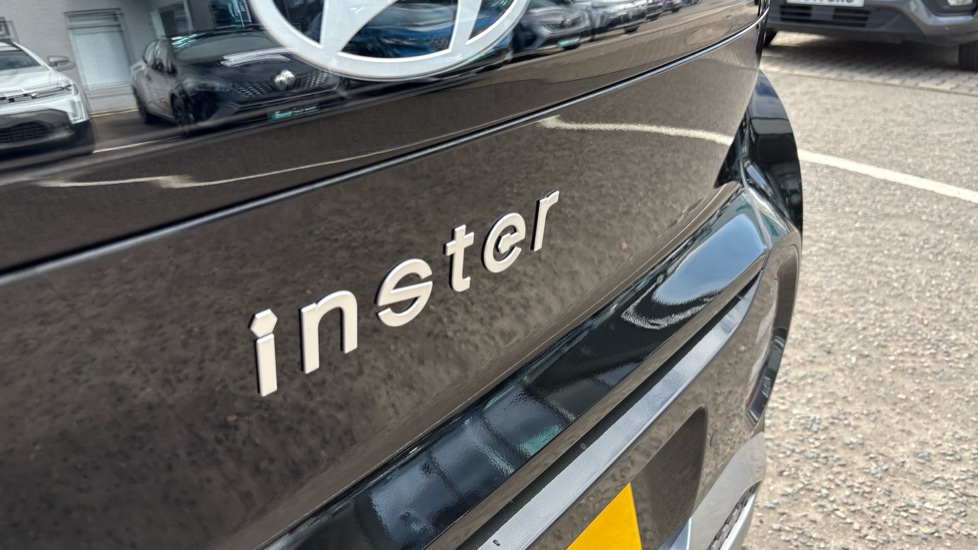 Hyundai INSTER 85kW 01 49kWh 5dr Auto Electric Hatchback - Image 24