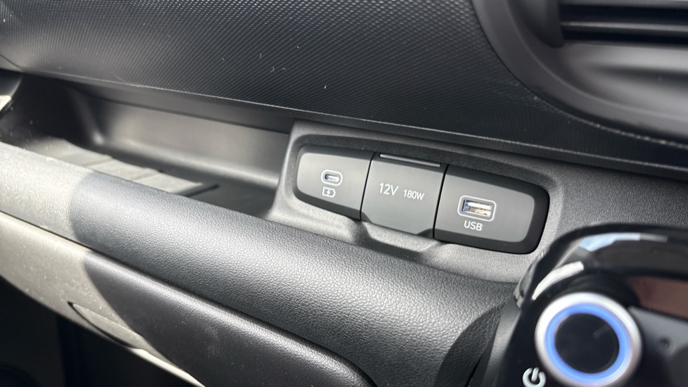 Hyundai INSTER 85kW 01 49kWh 5dr Auto Electric Hatchback - Image 44