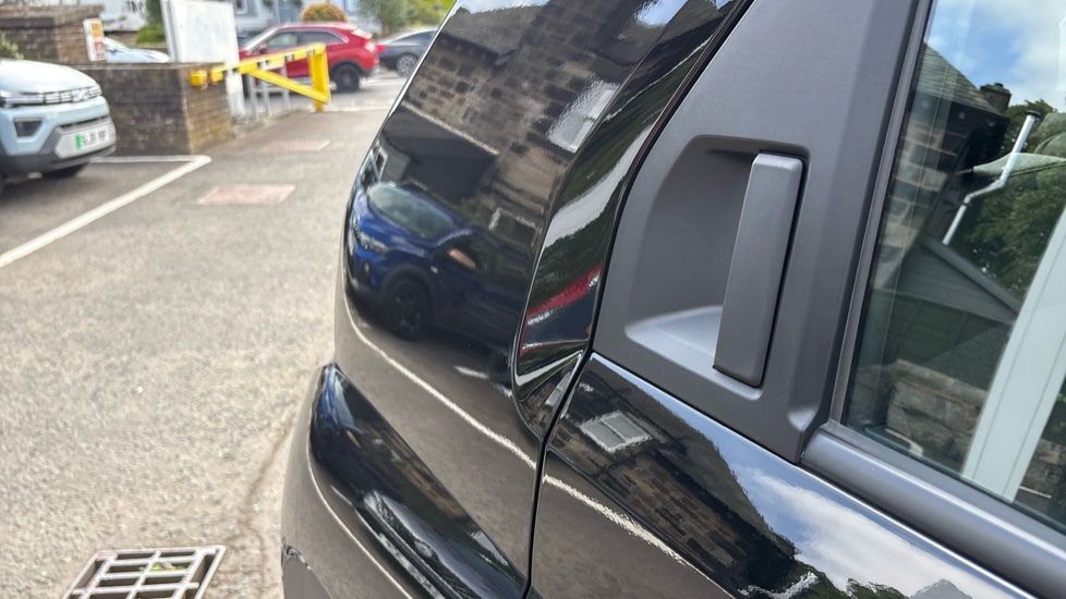 Hyundai INSTER 85kW 01 49kWh 5dr Auto Electric Hatchback - Image 47