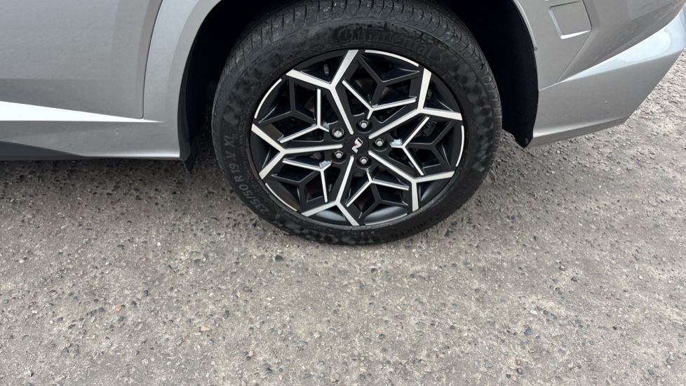Hyundai TUCSON 1.6 TGDi 48V MHD N Line S 5dr 2WD DCT Petrol Estate - Image 29