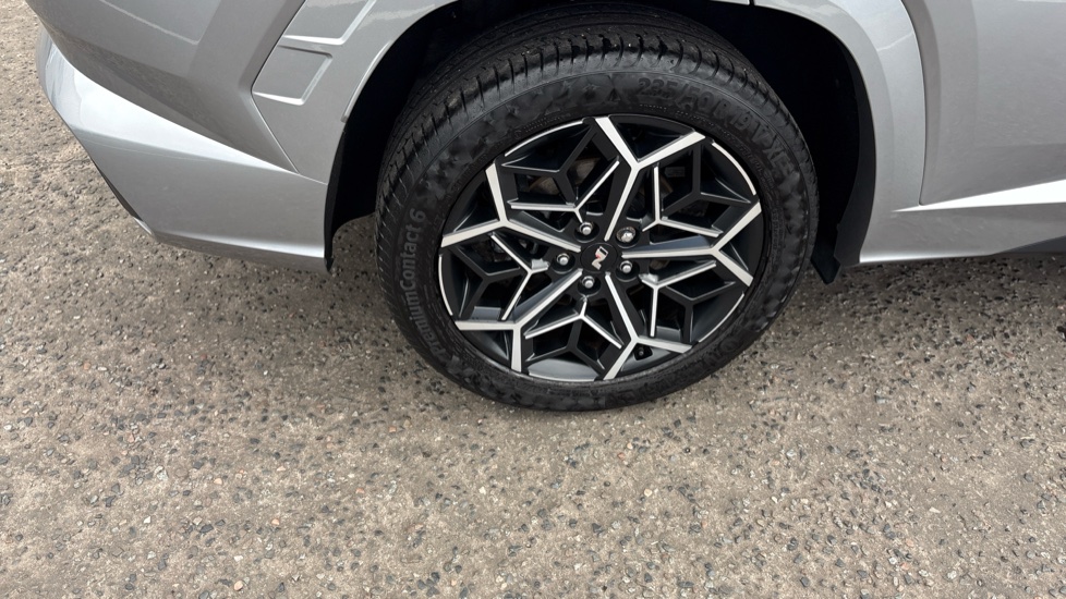 Hyundai TUCSON 1.6 TGDi 48V MHD N Line S 5dr 2WD DCT Petrol Estate - Image 39