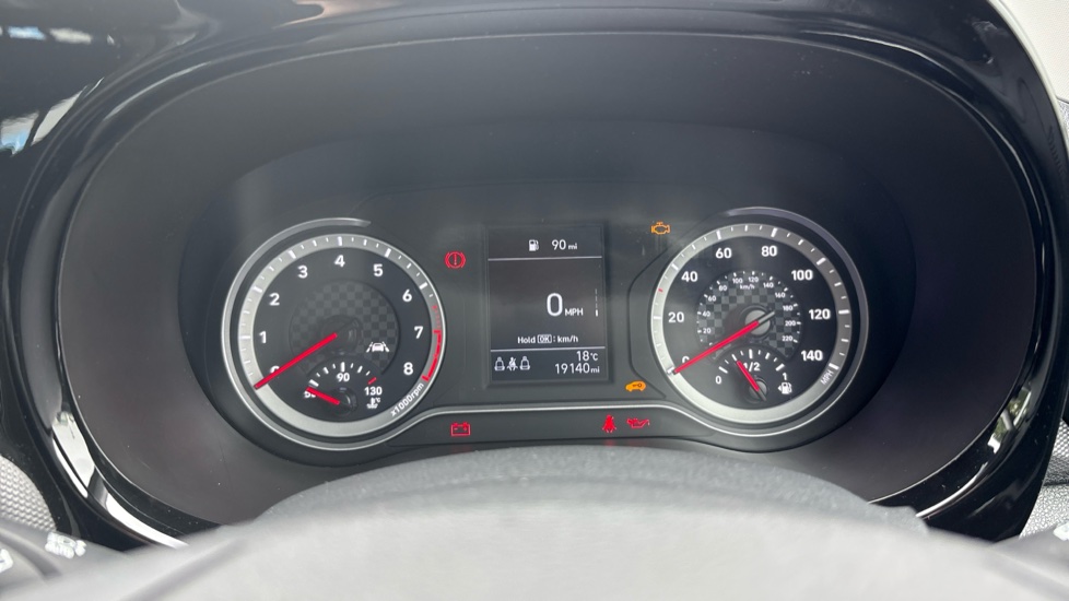 Hyundai i10 1.0 MPi SE Connect 5dr Petrol Hatchback - Image 18