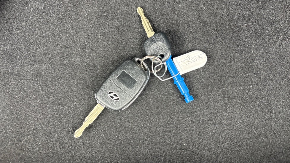 Hyundai i10 1.0 MPi SE Connect 5dr Petrol Hatchback - Image 20