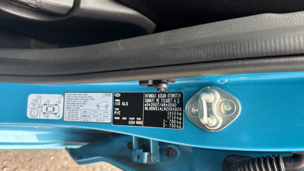 Hyundai i10 1.0 MPi SE Connect 5dr Petrol Hatchback - Image 40