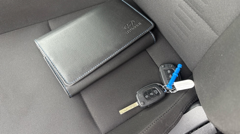 Hyundai BAYON 1.0 TGDi Premium 5dr Petrol Hatchback - Image 19