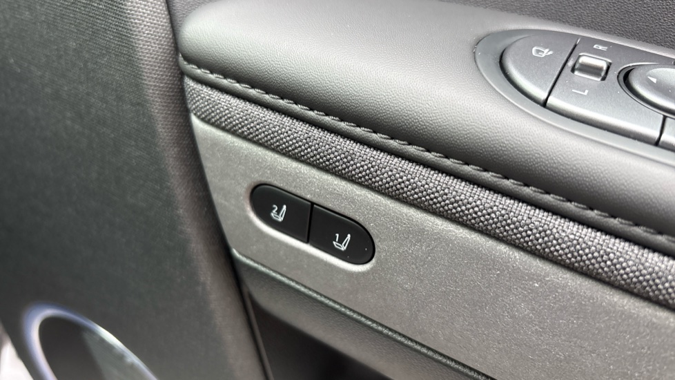 Hyundai IONIQ 5 168kW Ultimate 84 kWh 5dr Auto [Tech Max/Vision] Electric Hatchback - Image 36