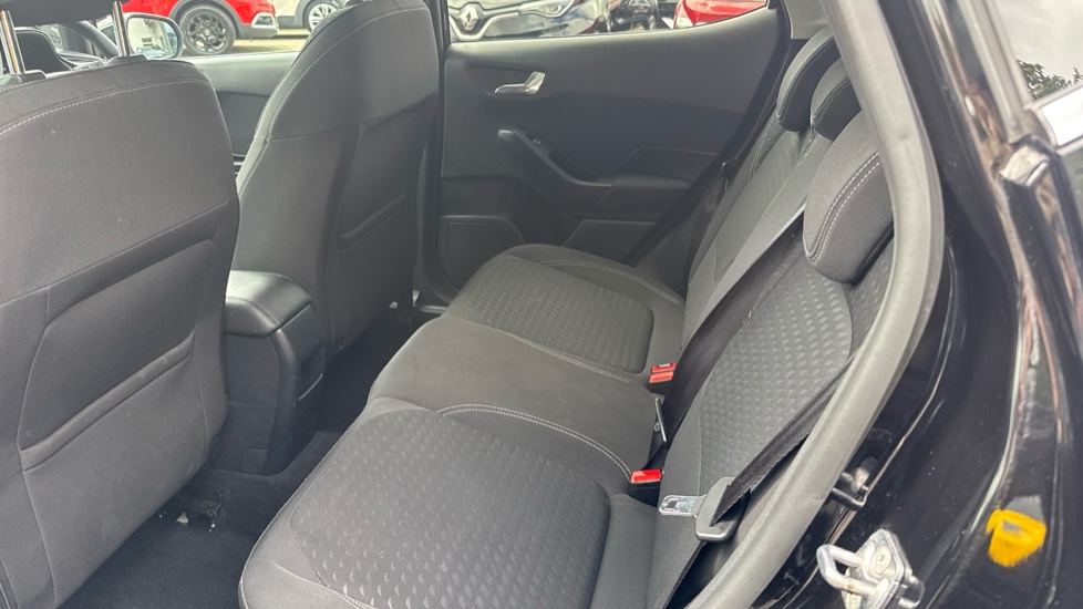 Ford Fiesta 1.0 EcoBoost 95 Titanium 5dr Petrol Hatchback - Image 16