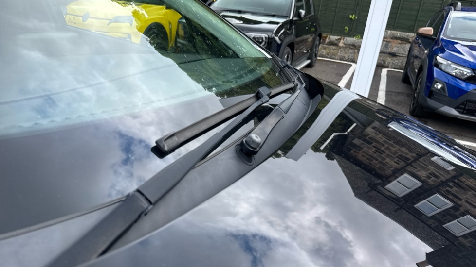 Ford Fiesta 1.0 EcoBoost 95 Titanium 5dr Petrol Hatchback - Image 25