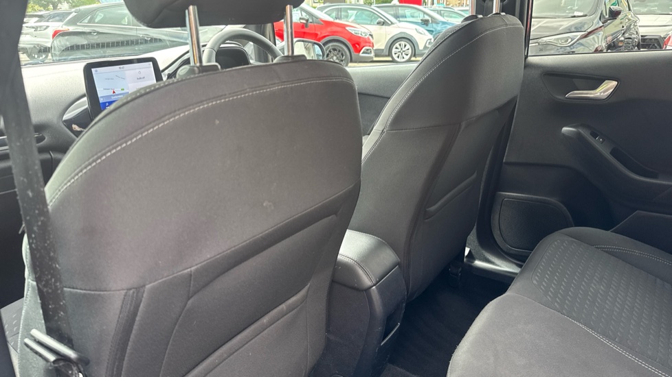 Ford Fiesta 1.0 EcoBoost 95 Titanium 5dr Petrol Hatchback - Image 39