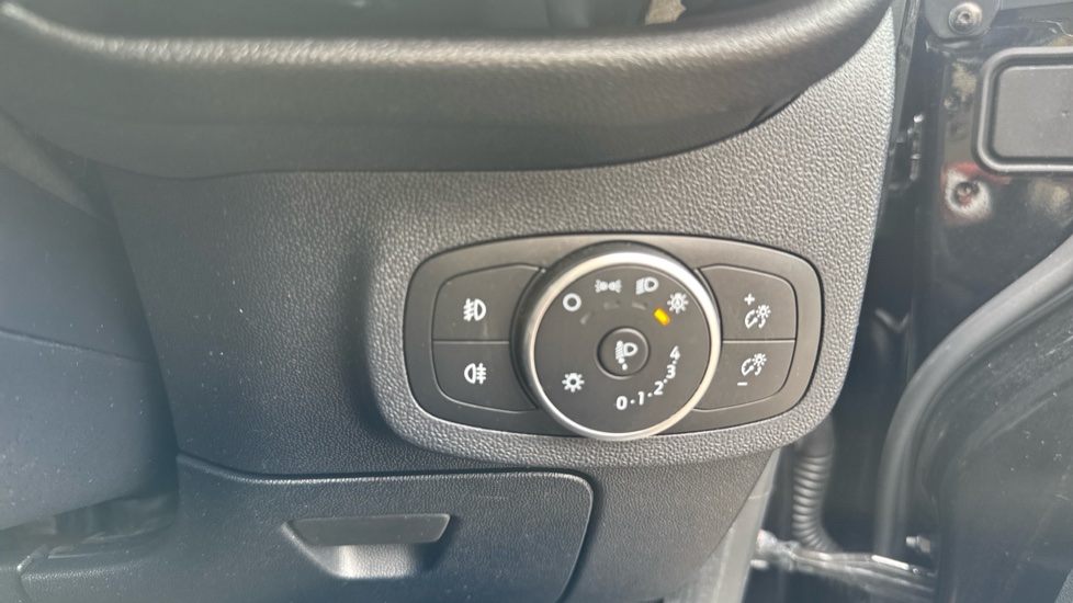 Ford Fiesta 1.0 EcoBoost 95 Titanium 5dr Petrol Hatchback - Image 45