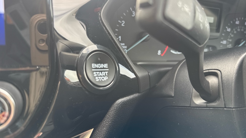 Ford Fiesta 1.0 EcoBoost 95 Titanium 5dr Petrol Hatchback - Image 53