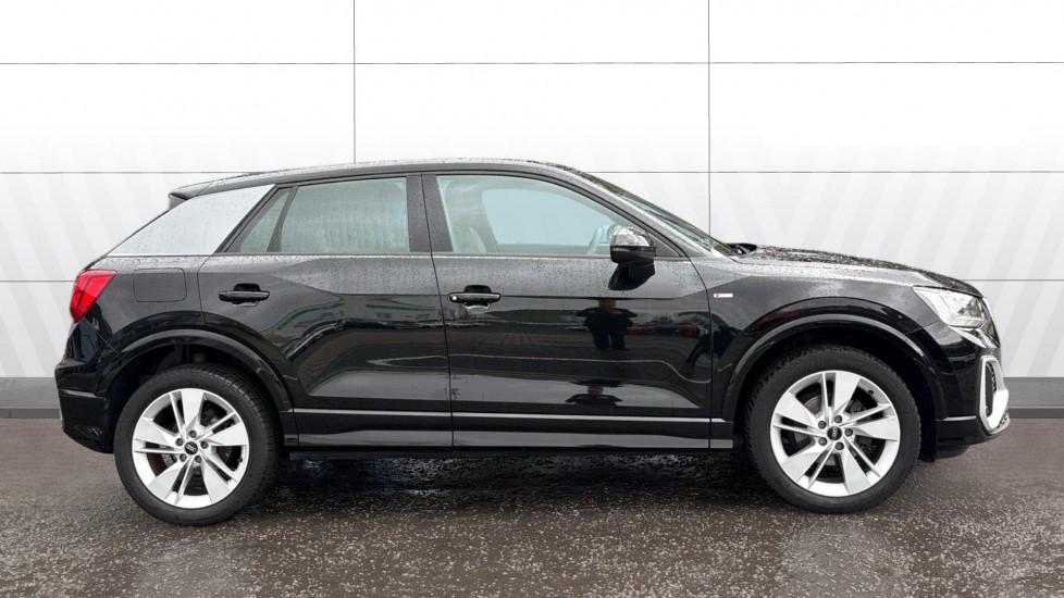 Audi Q2 35 TFSI S Line 5dr S Tronic Petrol Estate - Image 5