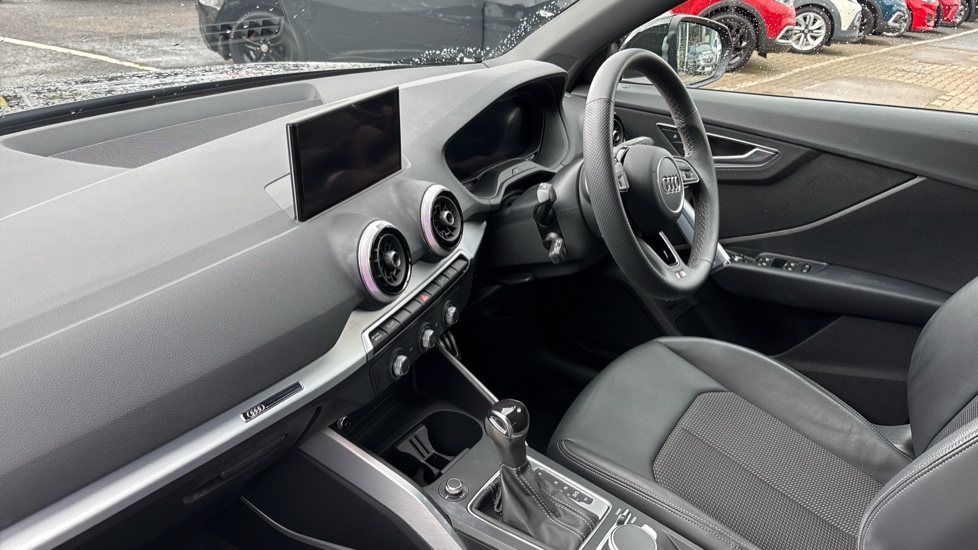 Audi Q2 35 TFSI S Line 5dr S Tronic Petrol Estate - Image 9