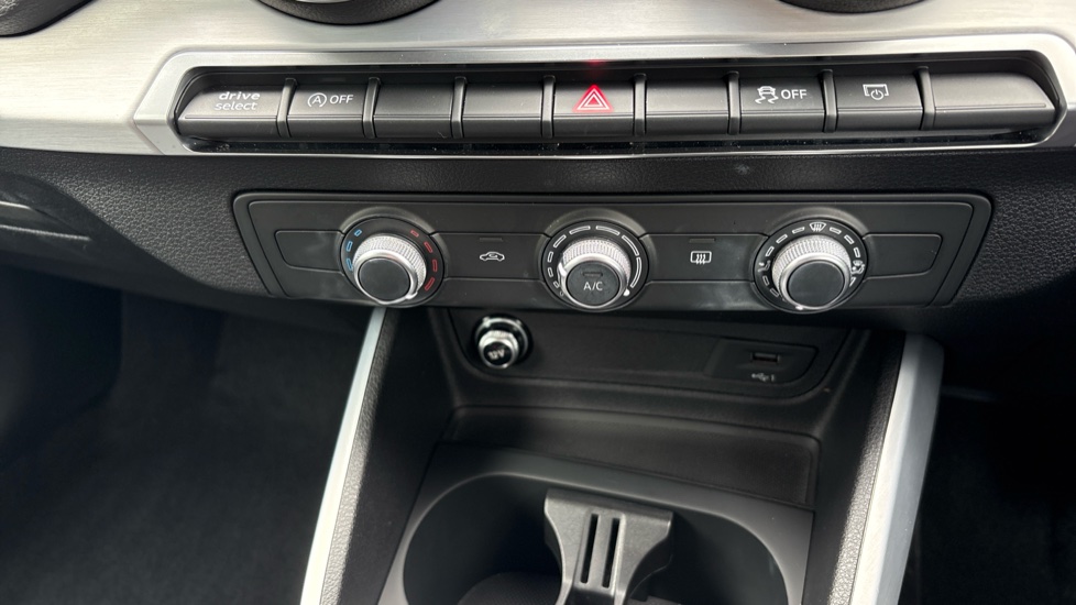 Audi Q2 35 TFSI S Line 5dr S Tronic Petrol Estate - Image 48