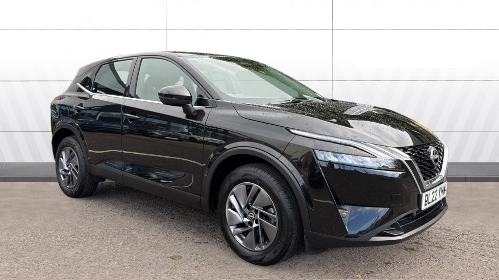 Nissan Qashqai 1.3 DiG-T MH 158 Acenta Premium 5dr Xtronic Petrol Hatchback - Image 1