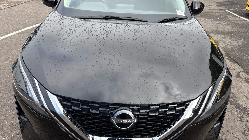 Nissan Qashqai 1.3 DiG-T MH 158 Acenta Premium 5dr Xtronic Petrol Hatchback - Image 8