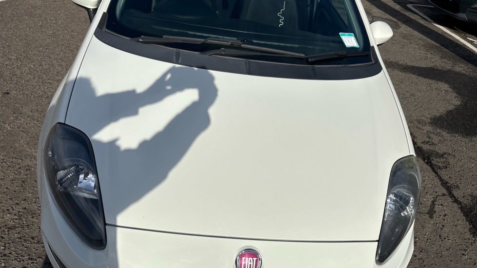 Fiat Punto 1.4 Easy+ 5dr Petrol Hatchback - Image 8
