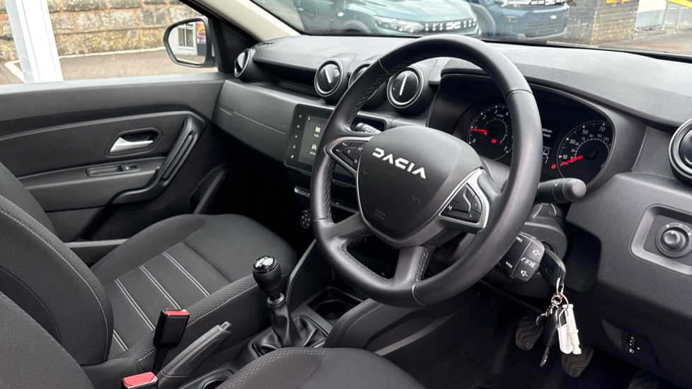 Dacia Duster 1.0 TCe 90 Expression 5dr Petrol Estate - Image 11