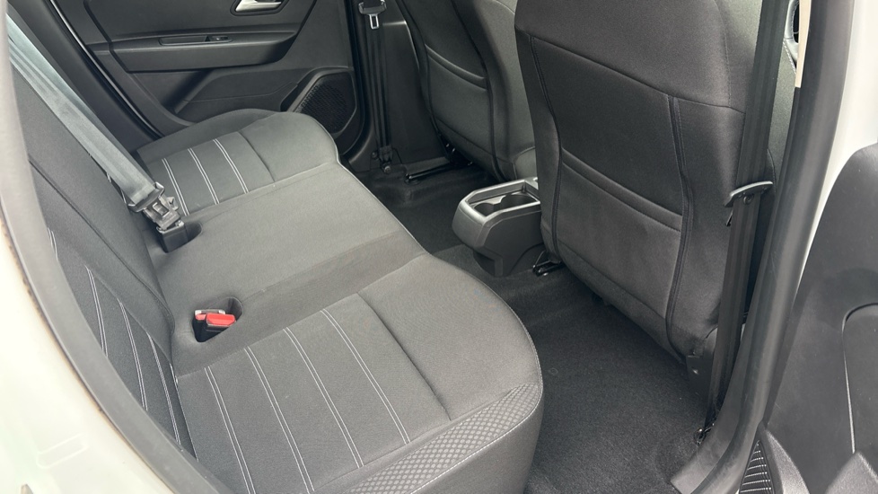 Dacia Duster 1.0 TCe 90 Expression 5dr Petrol Estate - Image 16