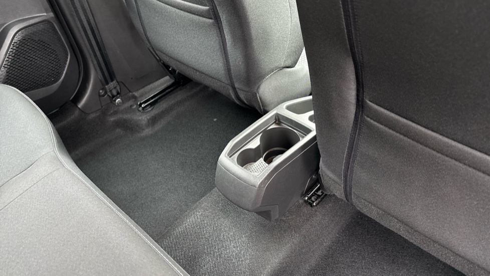 Dacia Duster 1.0 TCe 90 Expression 5dr Petrol Estate - Image 37