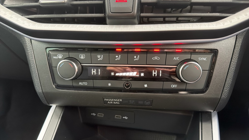 SEAT Arona 1.0 TSI 110 FR 5dr DSG Petrol Hatchback - Image 42