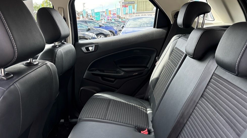 Ford EcoSport 1.0 EcoBoost 125 Titanium 5dr Auto Petrol Hatchback - Image 16